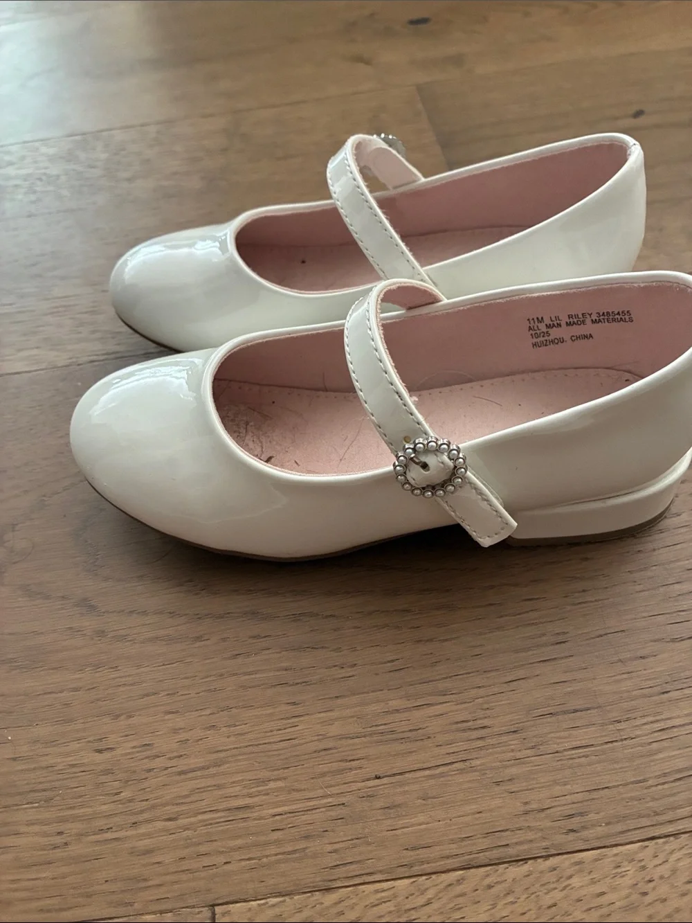 Kelly & Katie White Patent Mary Jane Dress Shoes with Pink Lining